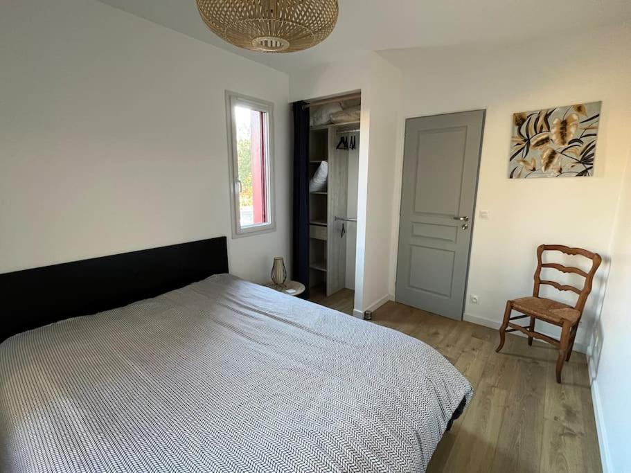 Maison Neuve 3 Etoiles Les Logis Du Lac 桑吉内 外观 照片